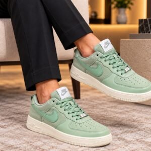 Nike Air Force Sneakers